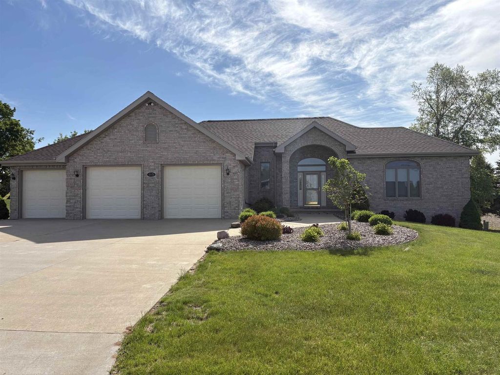Photo of 115 Sunrise COURT, Bonduel, WI 54107 (MLS # 50326549)