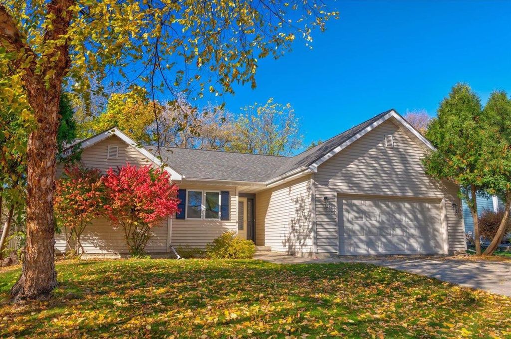 Photo of 2738 Fell ROAD, Madison, WI 53713 (MLS # 2011882)