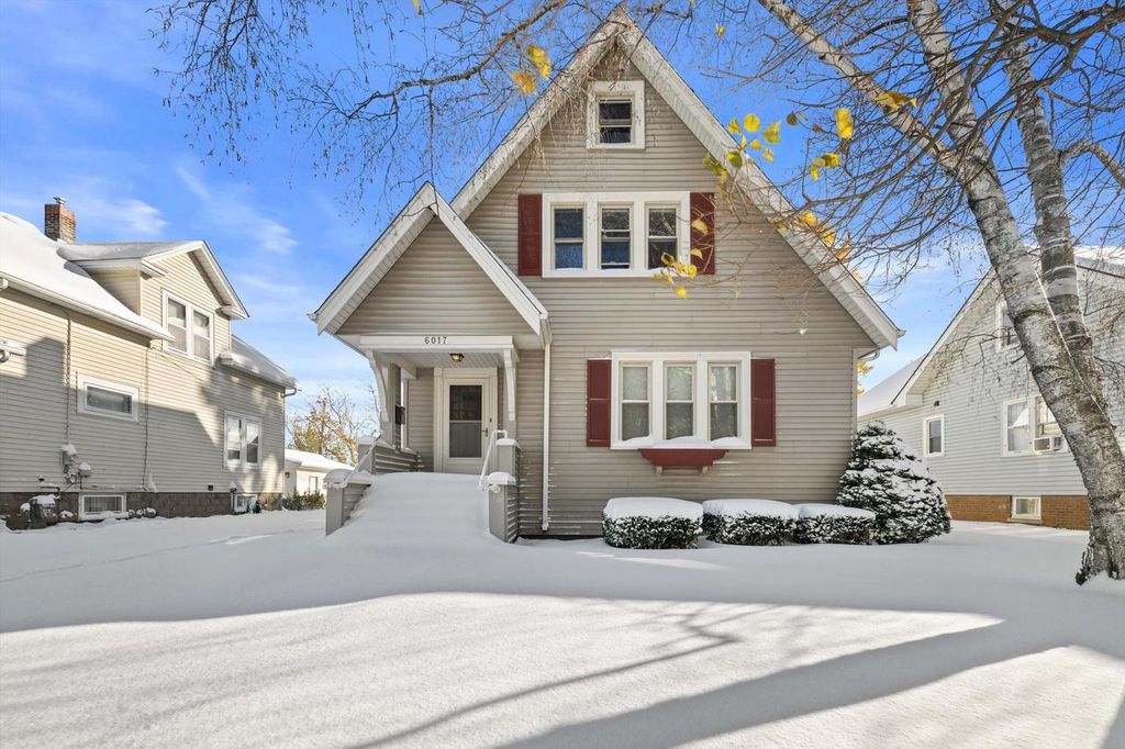 Photo of 6017 35th AVENUE, Kenosha, WI 53142 (MLS # 1942585)