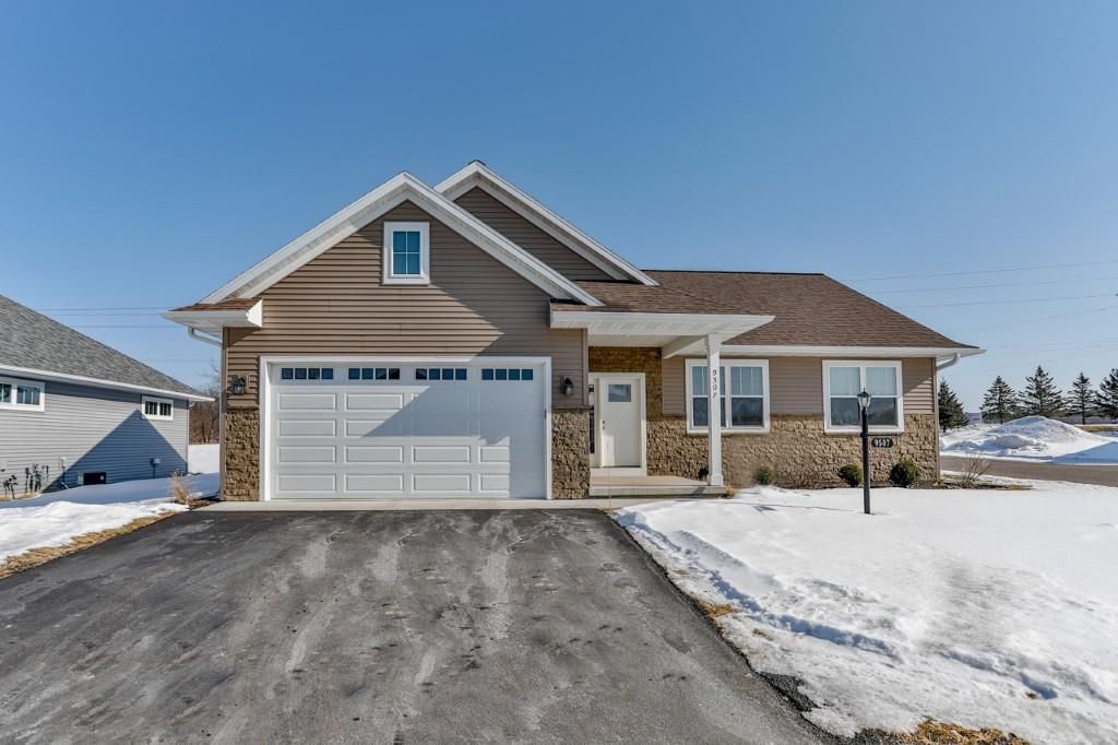 Photo of 9507 Excalibur DRIVE, Weston, WI 54476 (MLS # 22505007)