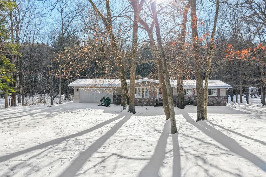 Photo of E1875 Melody LANE, Waupaca, WI 54981 (MLS # 50319636)