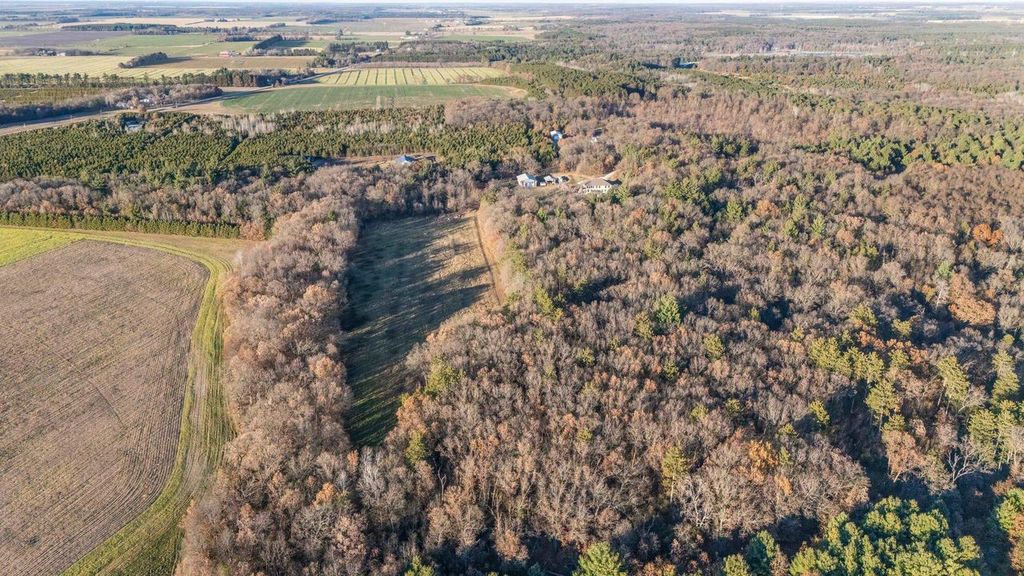 Photo of W11673 Akron AVENUE, Plainfield, WI 54966 (MLS # 22600830)