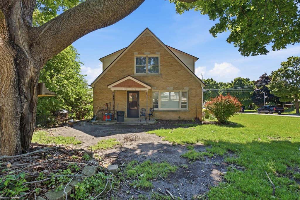 Photo of 2470 S 92nd STREET #2472, West Allis, WI 53227 (MLS # 1967430)