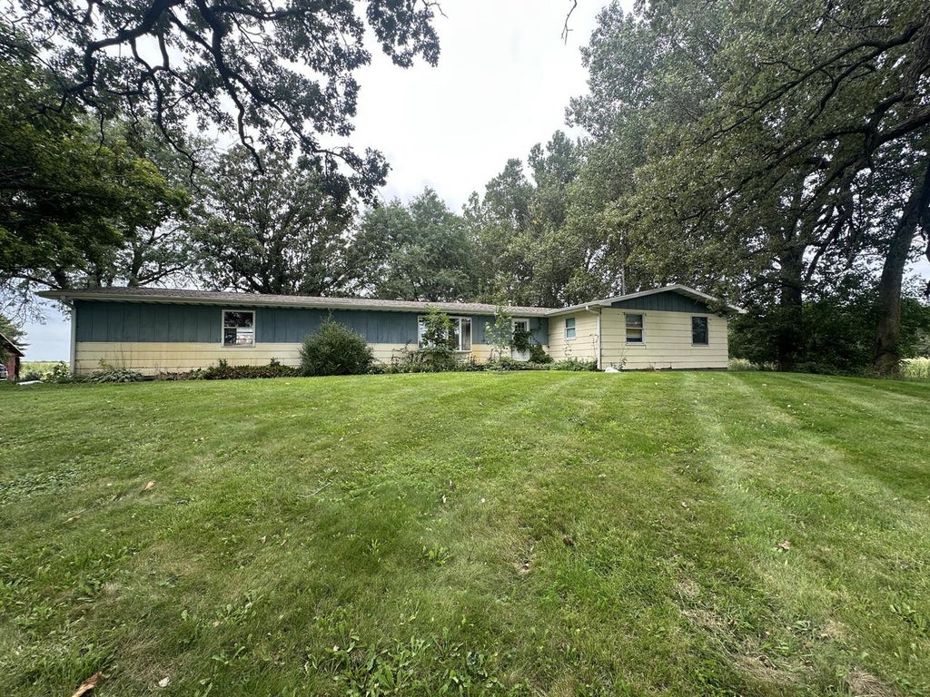 Photo of 3851 Highway 67, Delavan, WI 53115 (MLS # 1983245)