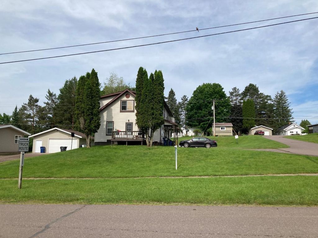 Photo of 1025 1st AVENUE, Park Falls, WI 54552 (MLS # 22600334)