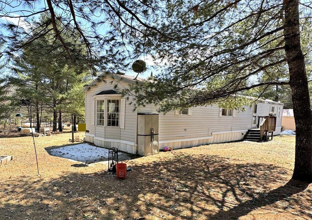 Photo of N16923 Peterson ROAD, Pembine, WI 54156 (MLS # 50323817)