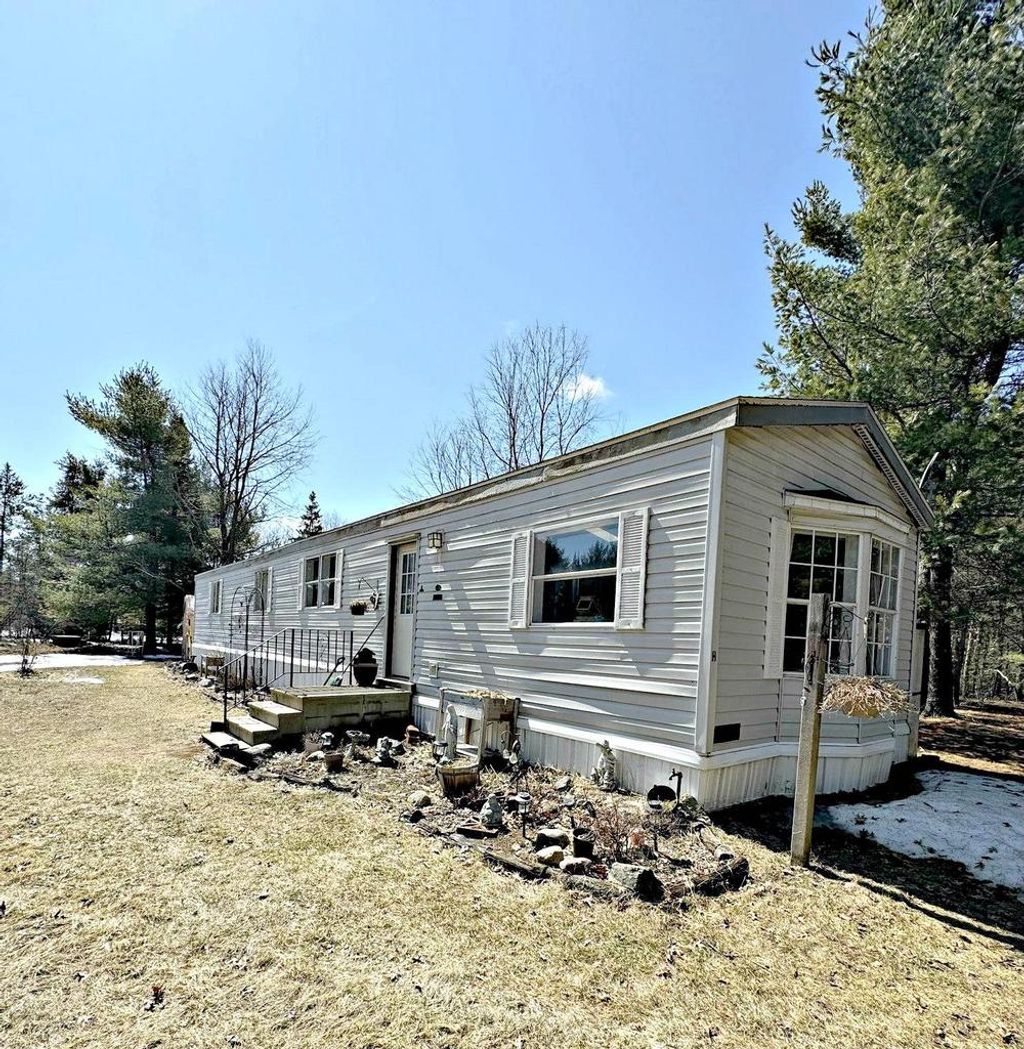 Photo of N16923 Peterson ROAD, Pembine, WI 54156 (MLS # 50323817)