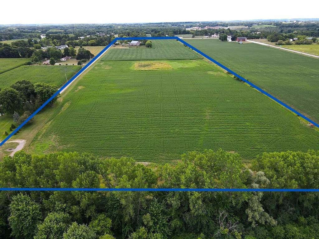 Photo of 1602 State Hwy 60, Jackson, WI 53037 (MLS # 1973957)