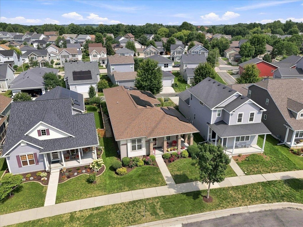 Photo of 463 North Star DRIVE, Madison, WI 53718 (MLS # 2029711)