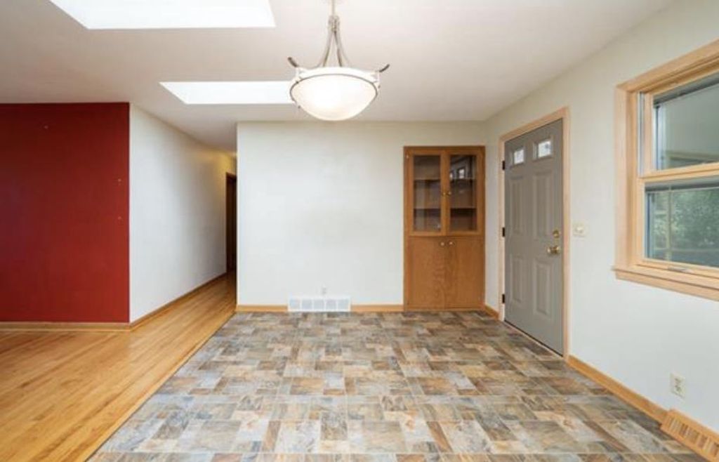 Photo of 109 N Rosa ROAD, Madison, WI 53705 (MLS # 50321247)