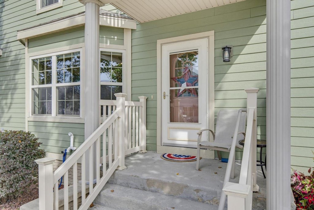 Photo of 1241 N Pine STREET, Sun Prairie, WI 53590 (MLS # 2032271)