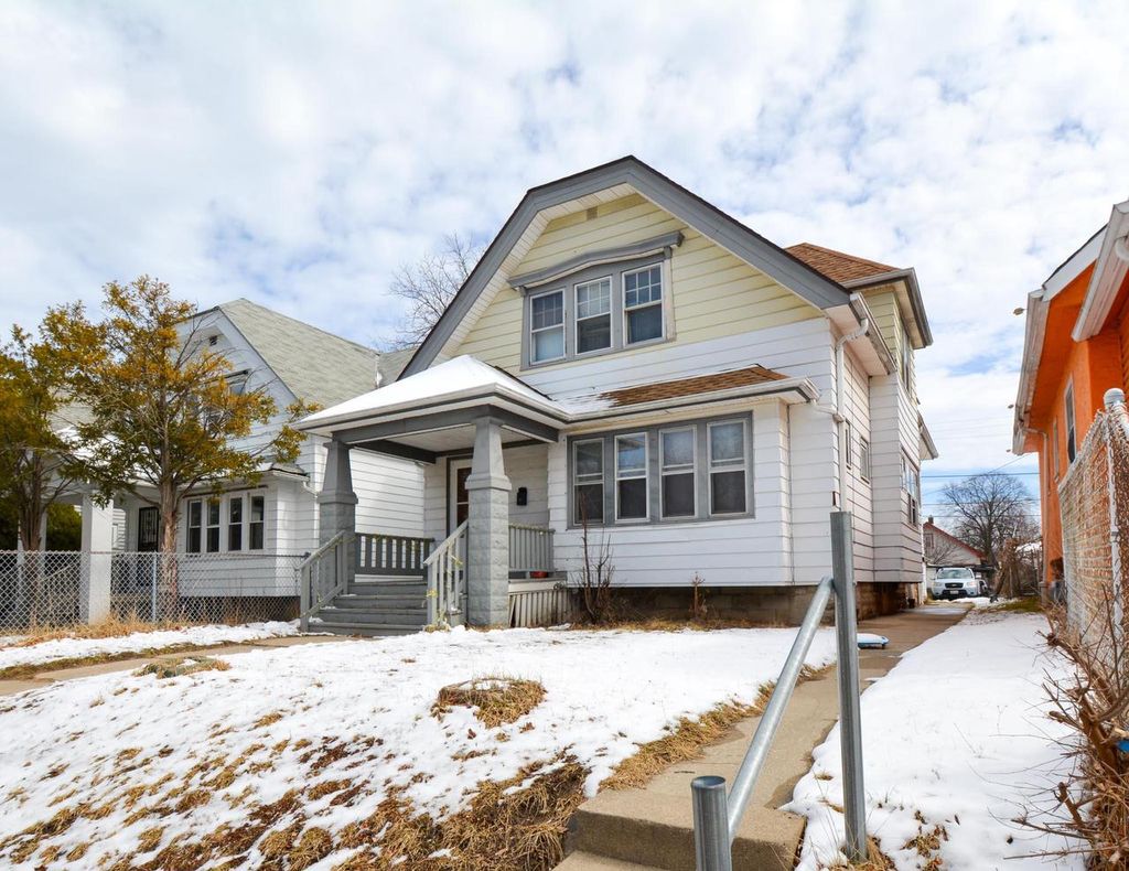 Photo of 3448 N 1st STREET, Milwaukee, WI 53212 (MLS # 1945928)