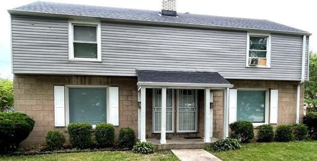 Photo of 4006 N 41st STREET #4008, Milwaukee, WI 53216 (MLS # 1934088)