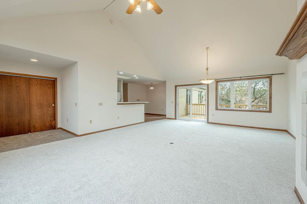 Photo of 4 Sebring COURT, Madison, WI 53719 (MLS # 2010010)