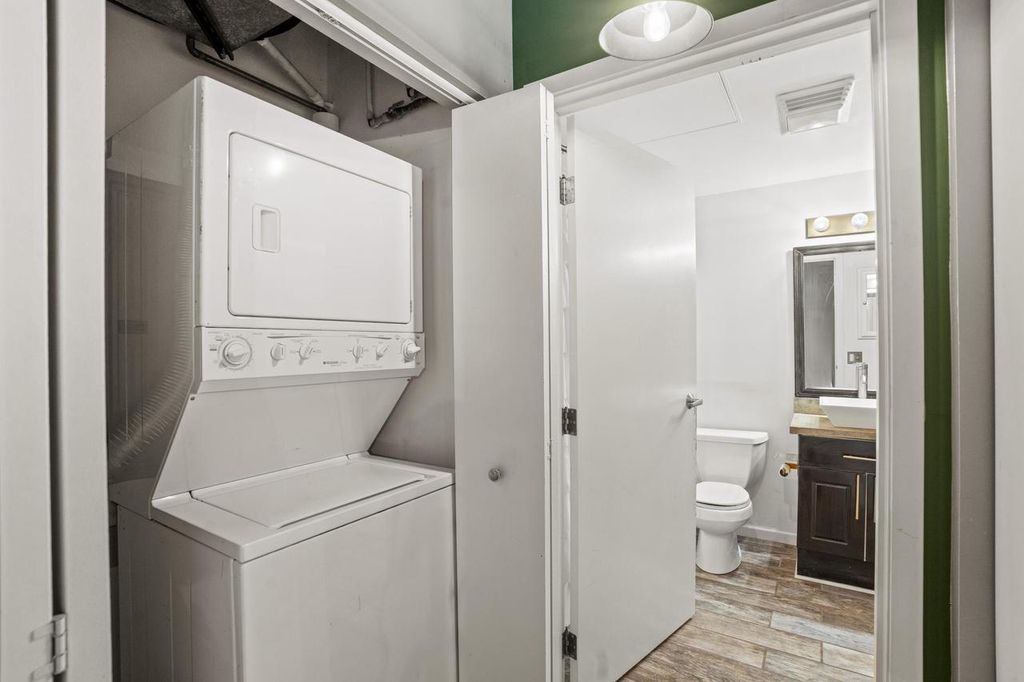 Photo of 234 E Reservoir AVENUE #506, Milwaukee, WI 53212 (MLS # 1948821)