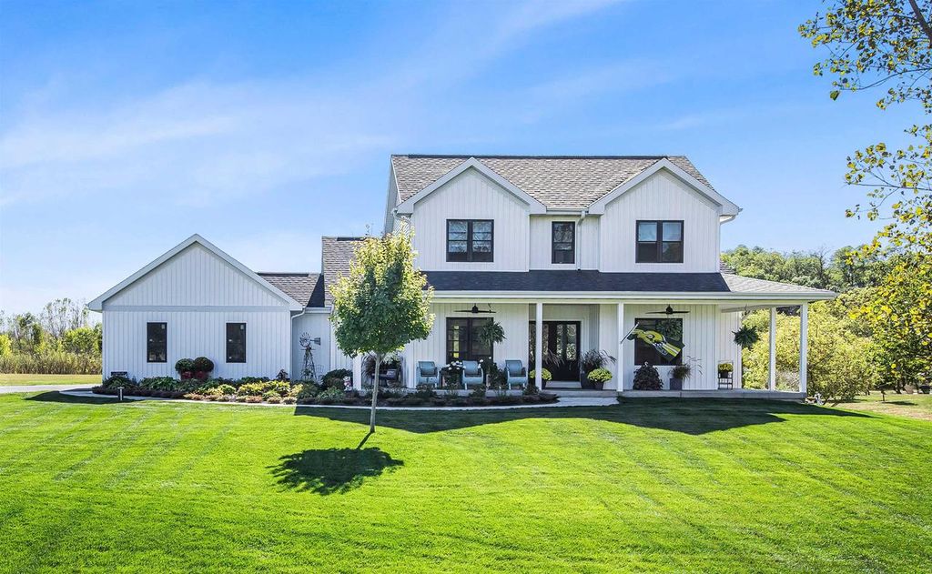 Photo of W2975 Willow LANE, Belleville, WI 53508 (MLS # 2010565)