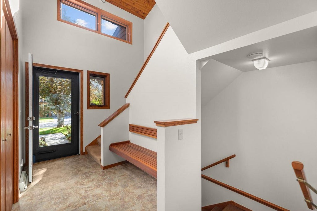 Photo of 901 E Windfield PLACE #B, Appleton, WI 54911 (MLS # 50332691)