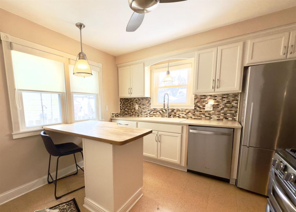 Photo of 3133 N 89th STREET, Milwaukee, WI 53222 (MLS # 2016211)