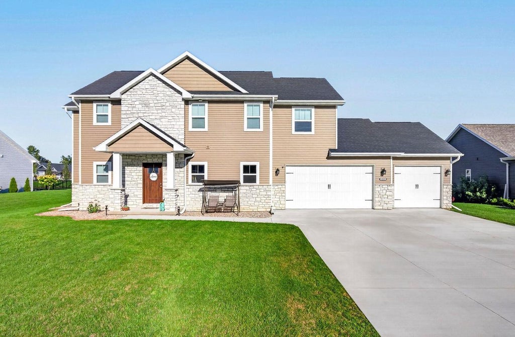 Photo of 2215 Softwind ROAD, Neenah, WI 54956 (MLS # 50332469)