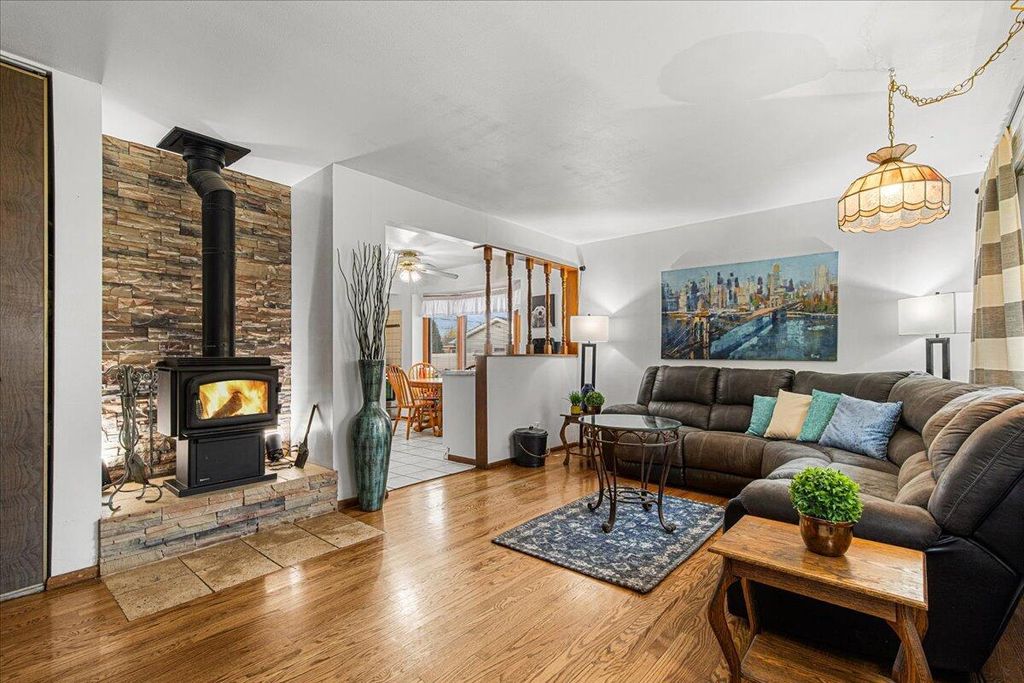 Photo of 6800 55th AVENUE, Kenosha, WI 53142 (MLS # 1942139)