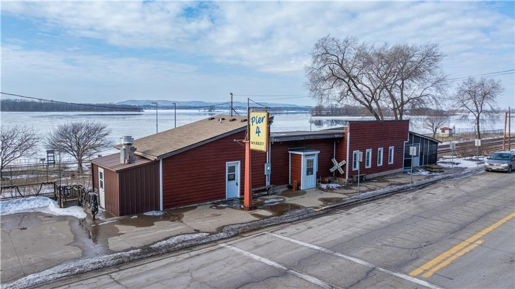 Photo of 600 Main STREET, Alma, WI 54610 (MLS # 1598498)