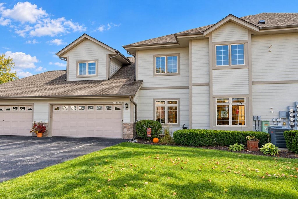 Photo of N161W18927 Heather Lynn CIRCLE, Jackson, WI 53037 (MLS # 1985666)