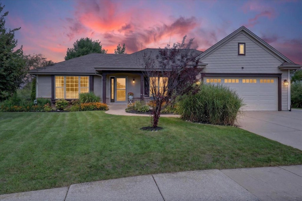 Photo of 906 Patricia COURT, Elkhorn, WI 53121 (MLS # 2030834)