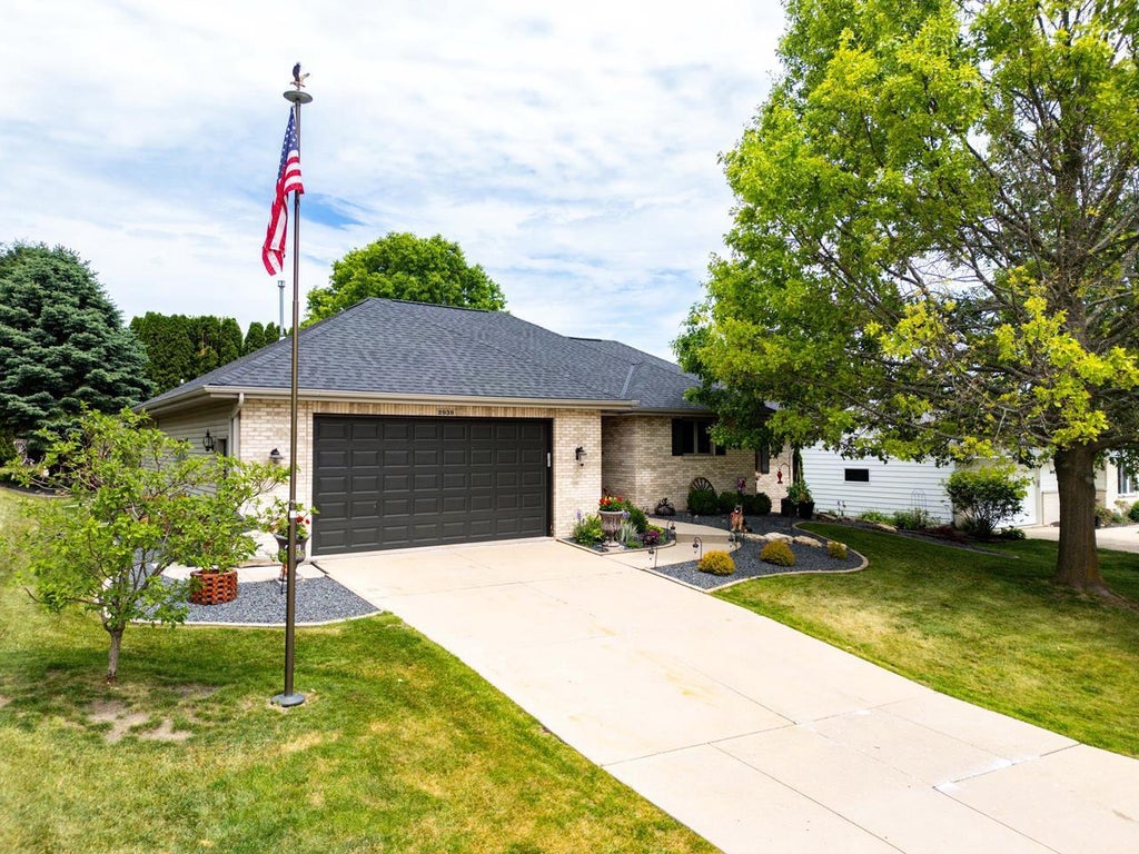 Photo of 2938 Yale DRIVE, Janesville, WI 53548 (MLS # 2025076)