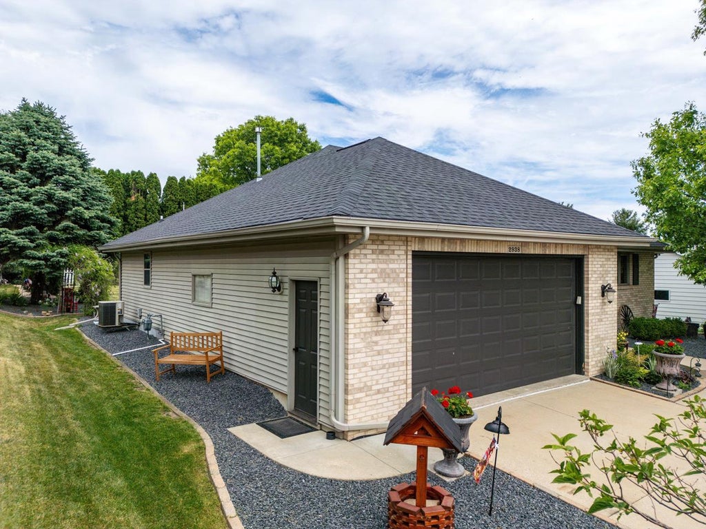 Photo of 2938 Yale DRIVE, Janesville, WI 53548 (MLS # 2025076)