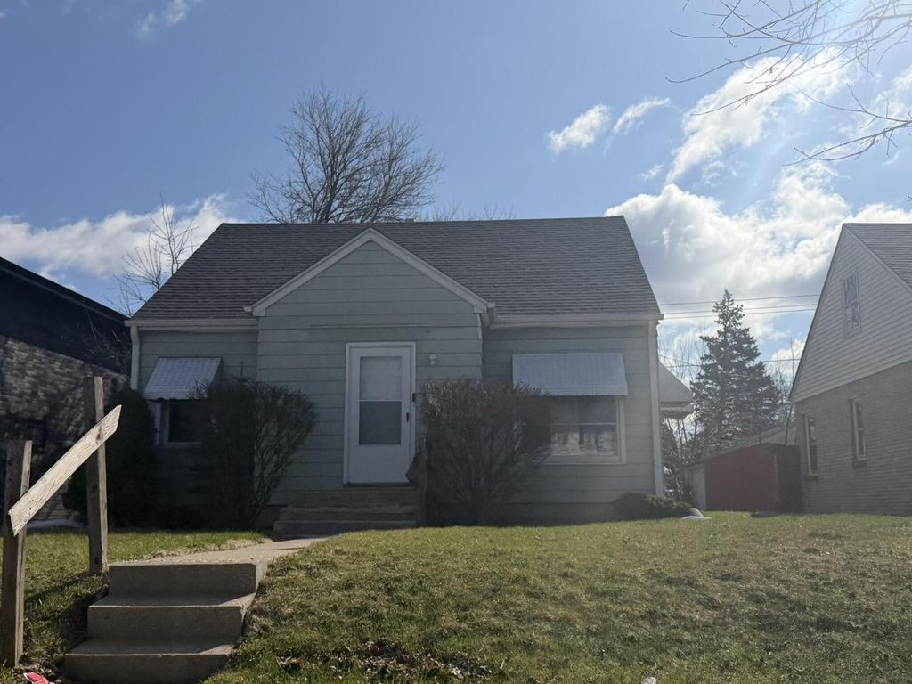 Photo of 4548 N 76th STREET, Milwaukee, WI 53218 (MLS # 1957392)