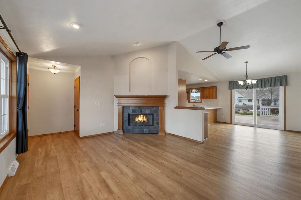 Photo of 1225 Drews DRIVE, De Pere, WI 54115 (MLS # 50320025)