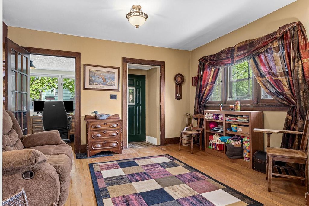 Photo of 1905 Wood STREET, La Crosse, WI 54603 (MLS # 1960355)