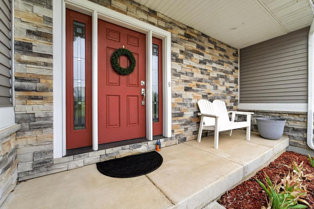 Photo of 1808 Three Wood DRIVE, Mount Horeb, WI 53572 (MLS # 2023603)