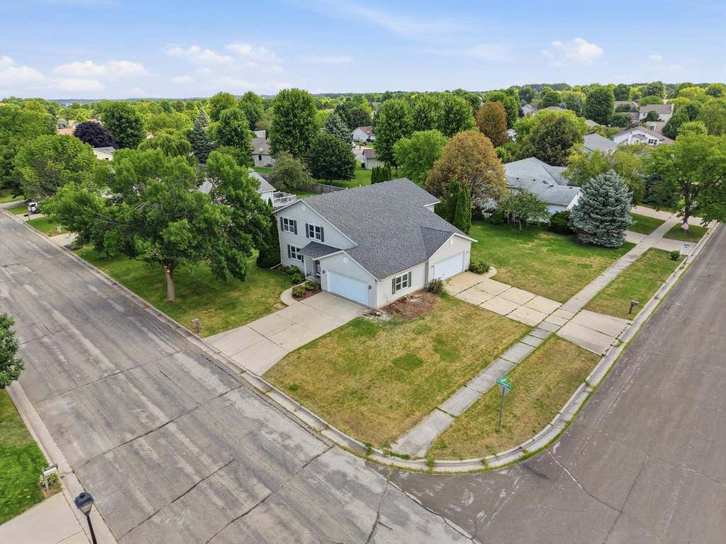 Photo of 2348 Steven STREET, Sun Prairie, WI 53590 (MLS # 2030790)