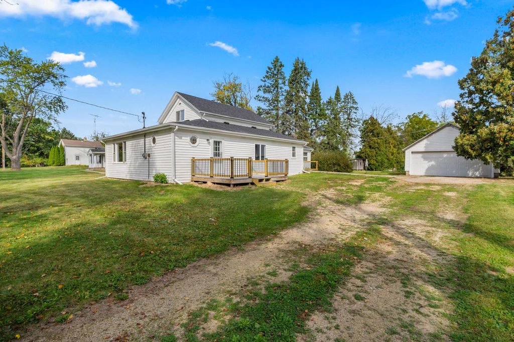 Photo of W9526 Clinton STREET, Darien, WI 53114 (MLS # 1937672)