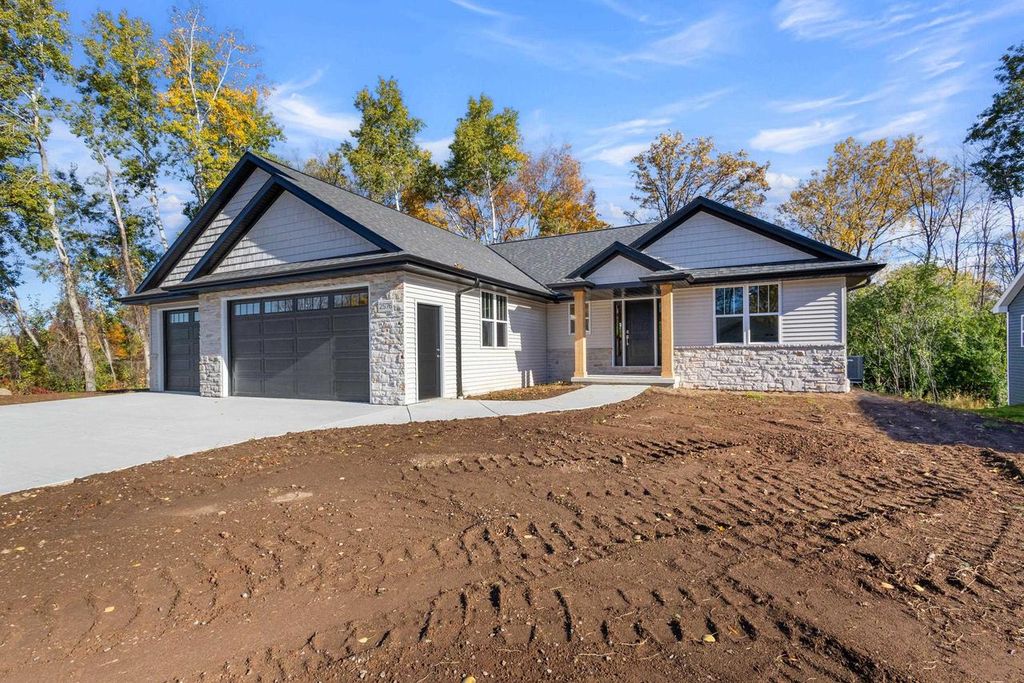 Photo of 2576 Meyer WAY, De Pere, WI 54115 (MLS # 50317065)