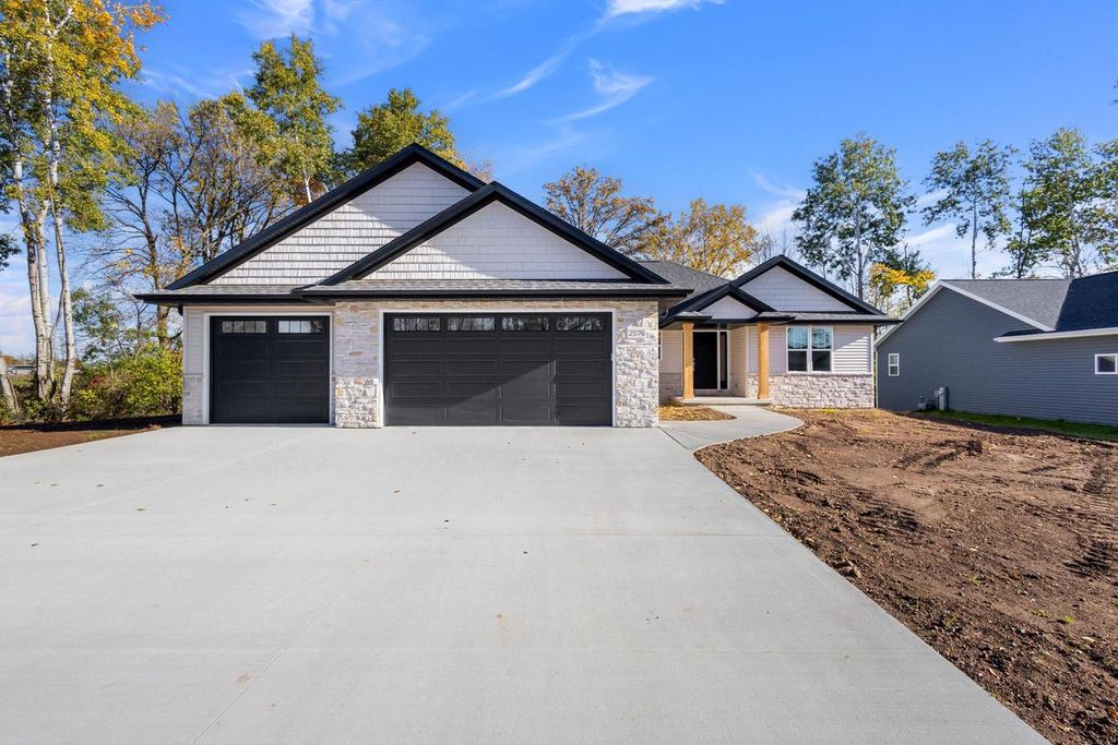 Photo of 2576 Meyer WAY, De Pere, WI 54115 (MLS # 50317065)