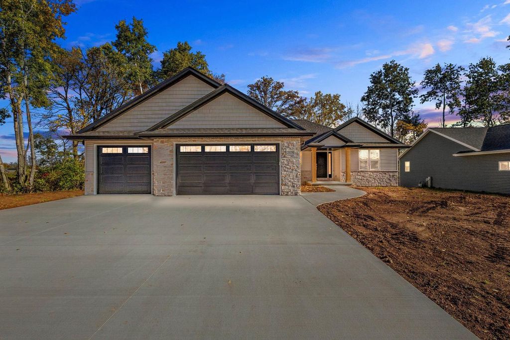 Photo of 2576 Meyer WAY, De Pere, WI 54115 (MLS # 50317065)