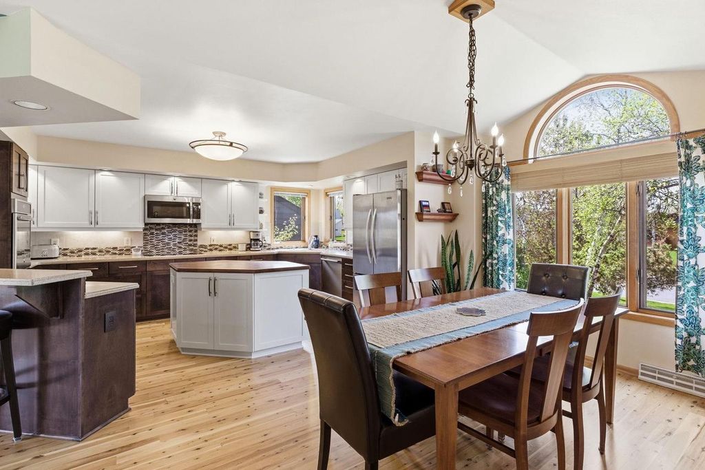 Photo of 5213 Comanche WAY, Madison, WI 53704 (MLS # 2021402)