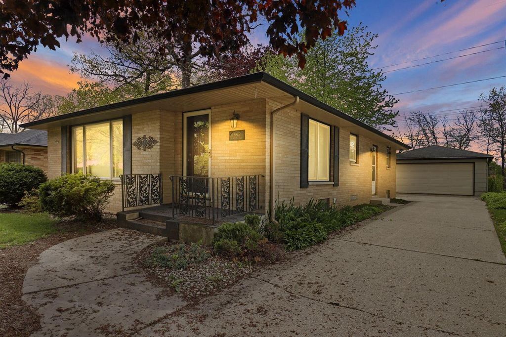 Photo of 5025 Harrison ROAD, Kenosha, WI 53142 (MLS # 1962750)