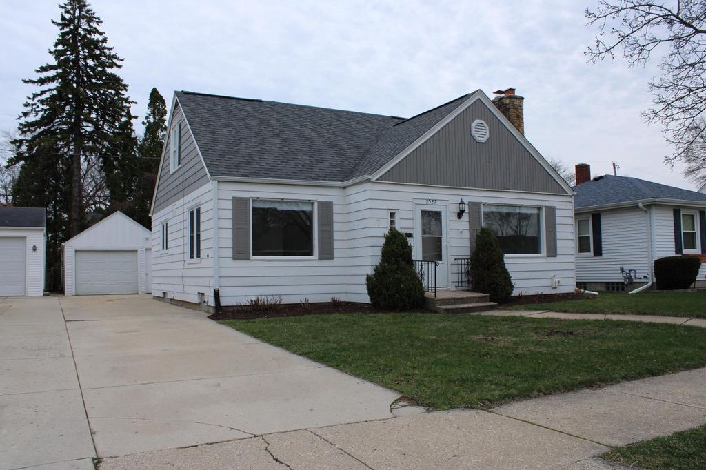 Photo of 2527 Buchanan ROAD, Kenosha, WI 53142 (MLS # 1959580)