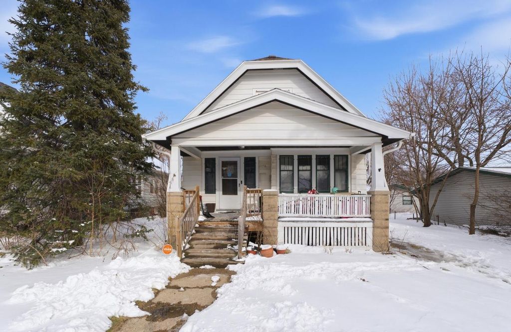 Photo of 1570 S 57th STREET, West Allis, WI 53214 (MLS # 1954286)