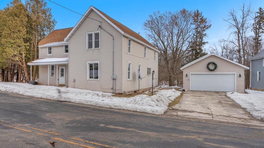 Photo of 13113 Pioneer ROAD #13115, Newton, WI 53063 (MLS # 1945858)