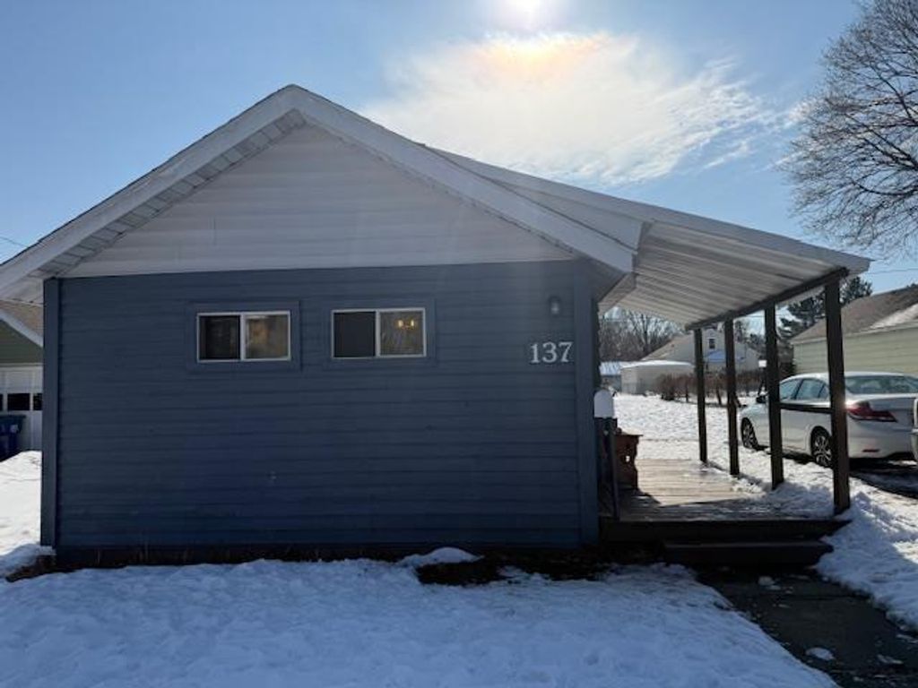 Photo of 137 Edwards STREET, Wausau, WI 54401 (MLS # 22600696)
