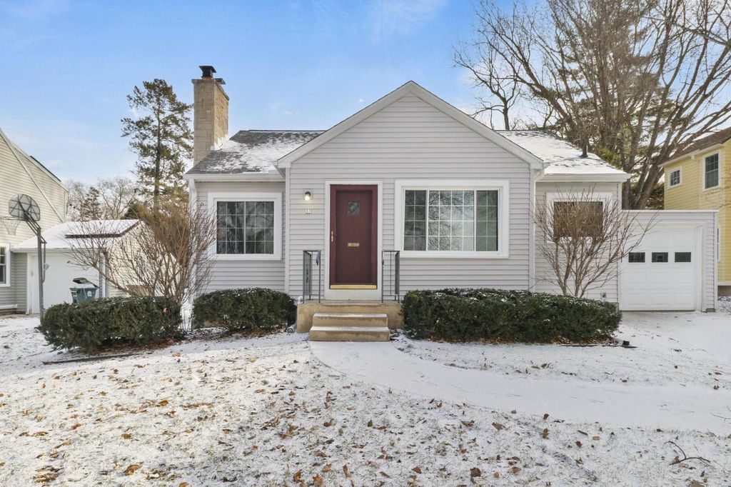 Photo of 37 S Hillside TERRACE, Madison, WI 53705 (MLS # 2014177)