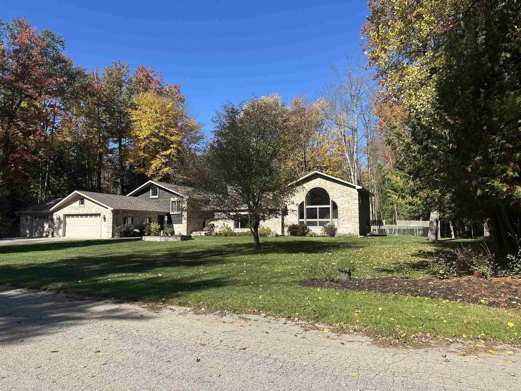 Photo of 450 Marnie LANE, Peshtigo, WI 54157 (MLS # 2011470)