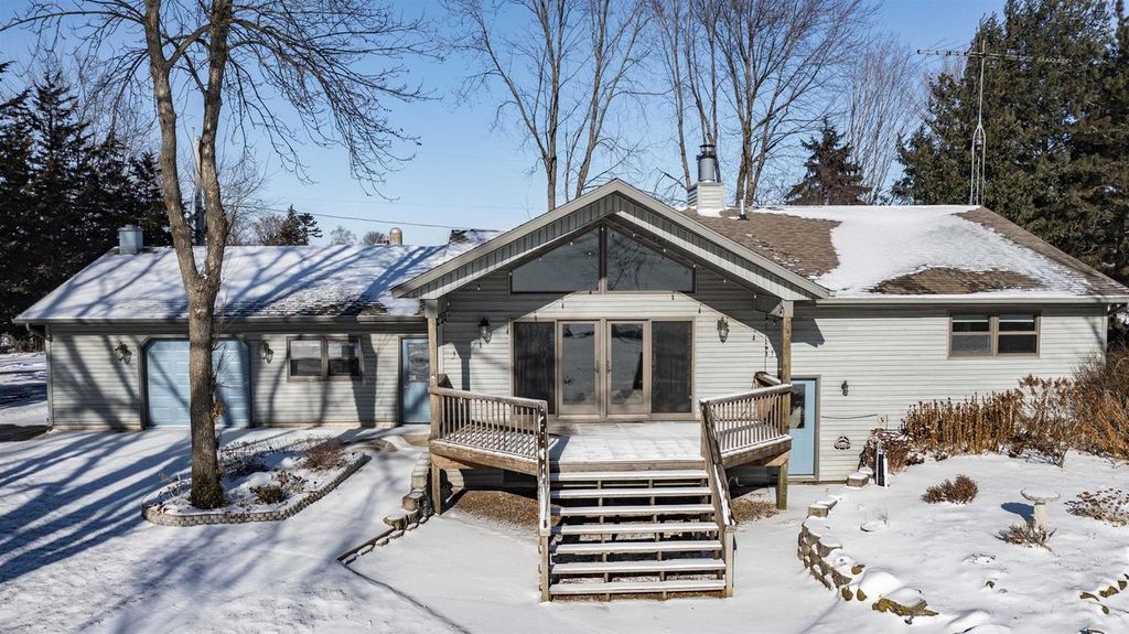 Photo of 9205 Willow LANE, Fremont, WI 54940 (MLS # 50320758)