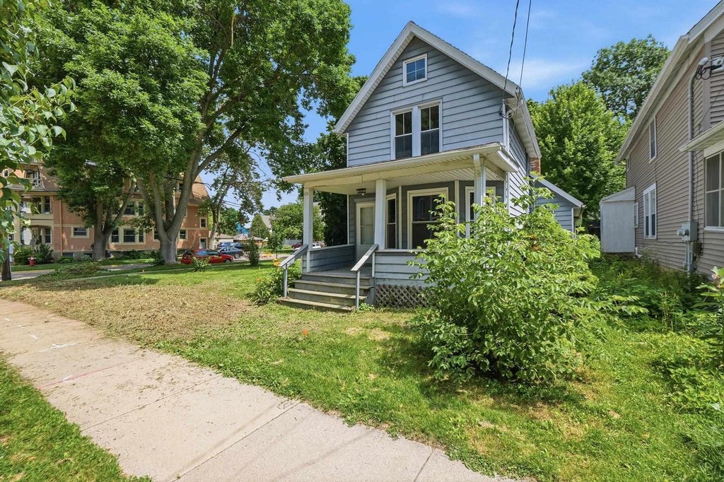 Photo of 1151 Jenifer STREET, Madison, WI 53703 (MLS # 2031898)