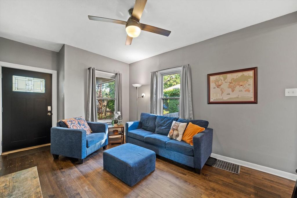 Photo of 1821 E Oklahoma AVENUE, Milwaukee, WI 53207 (MLS # 1939998)