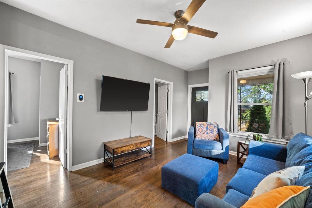 Photo of 1821 E Oklahoma AVENUE, Milwaukee, WI 53207 (MLS # 1939998)